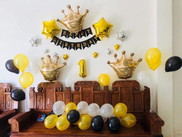 Set trang trí kèm trụ bóng dựng bóng