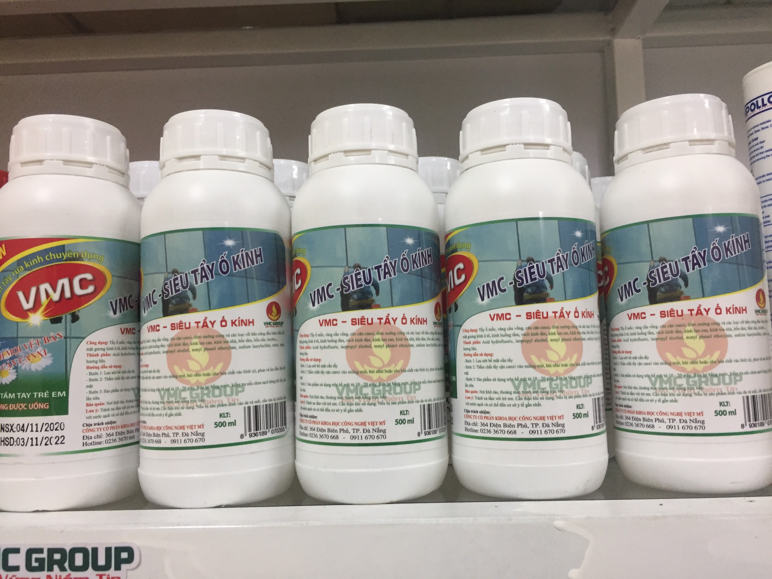 Chất siêu tẩy  ố kính VMC