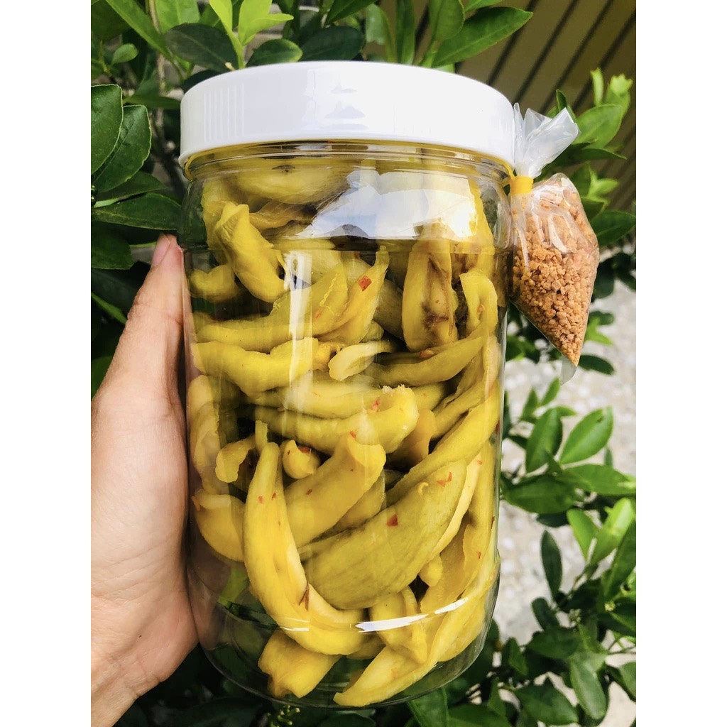 Xoài xanh sấy muối ớt chua cay nhà làm siêu ngon - giá cực rẻ hũ 250g/ 500g kèm muối tây ninh, giòn sần sật, vị chua chua - cay mặn vừa ăn, atvstp, ăn vặt mẹ bầu, xoài non sấy muối ớt, trái cây sấy, ăn vặt ngon