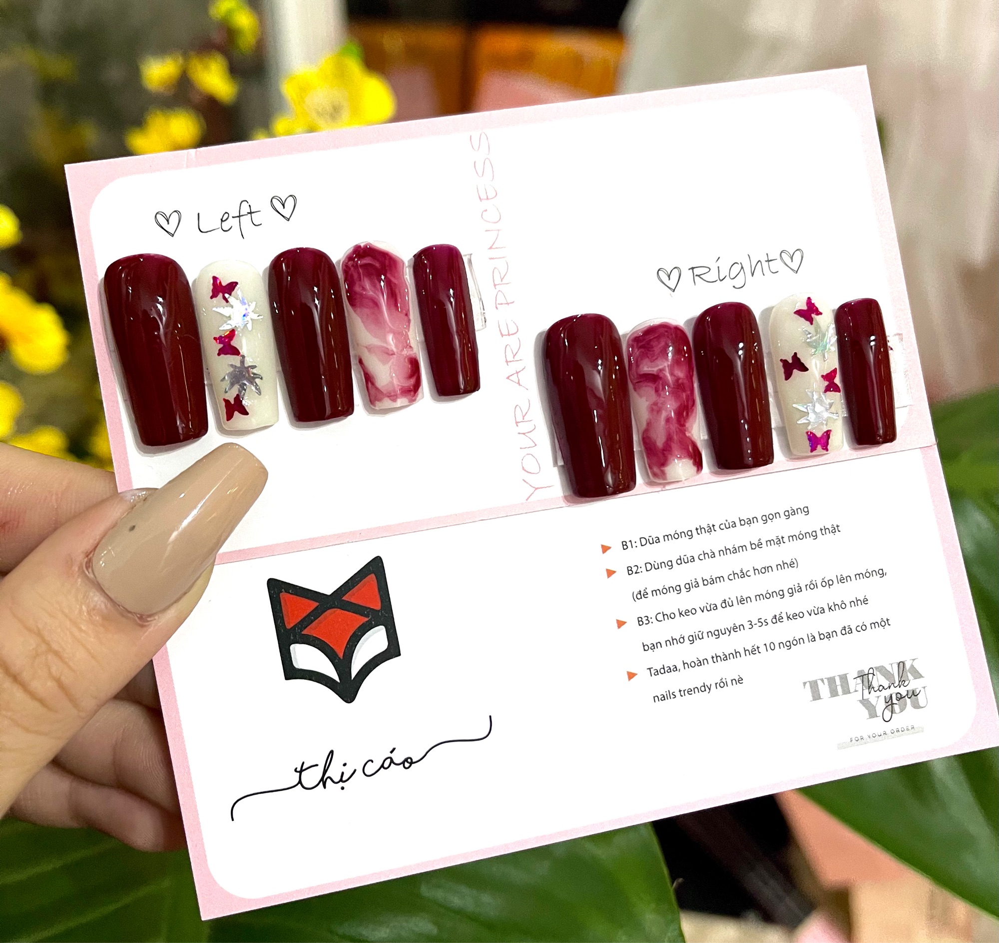 Móng úp giả thiết kế vẽ hàn quốc đỏ đô