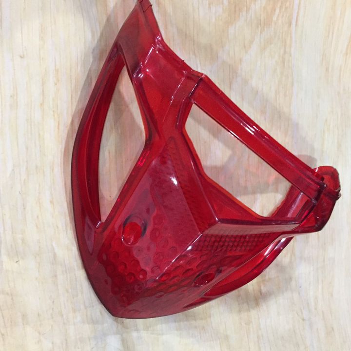 Chụp nắp đèn hậu xe Wave RS / S100 / ALPHA màu đỏ chụp đèn sau RS