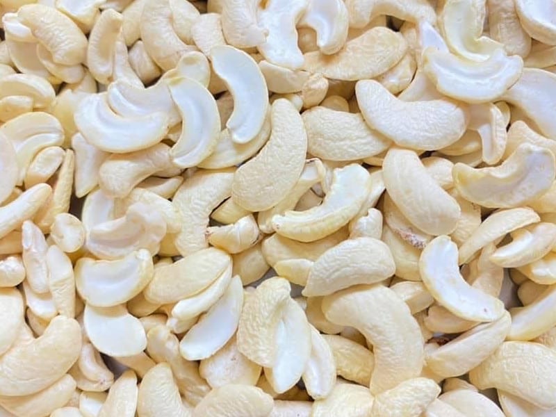 500Gram Hạt điều sữa bình phước bể đôi ( Sống và Chín)