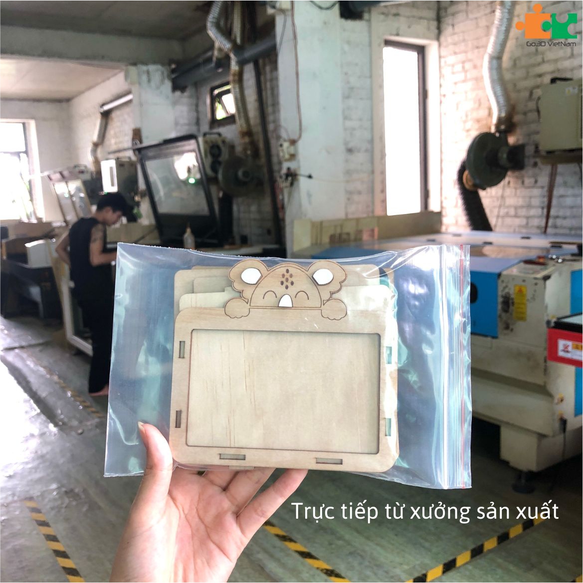 Hộp chiếu phim hologram 3d