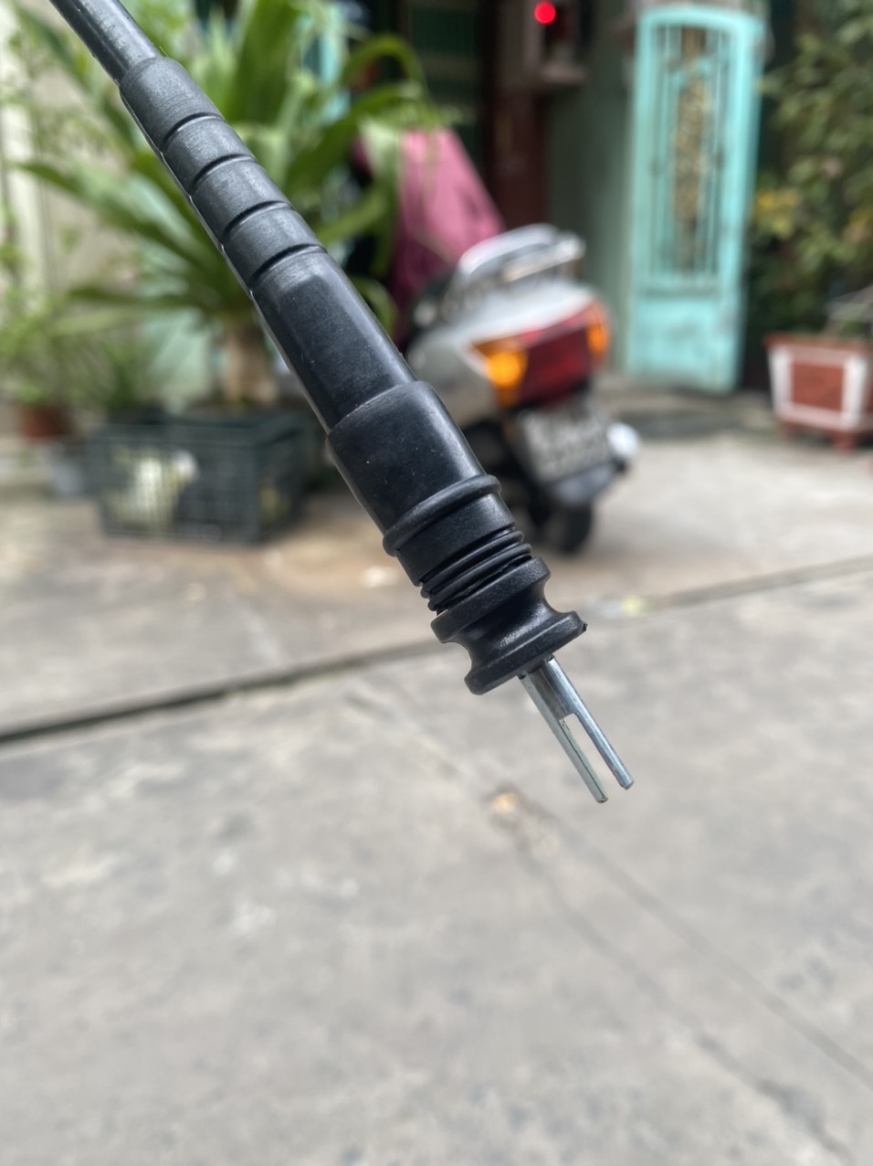 DÂY CÔNG TƠ MÉT XE CHALY ĐỜI 81
