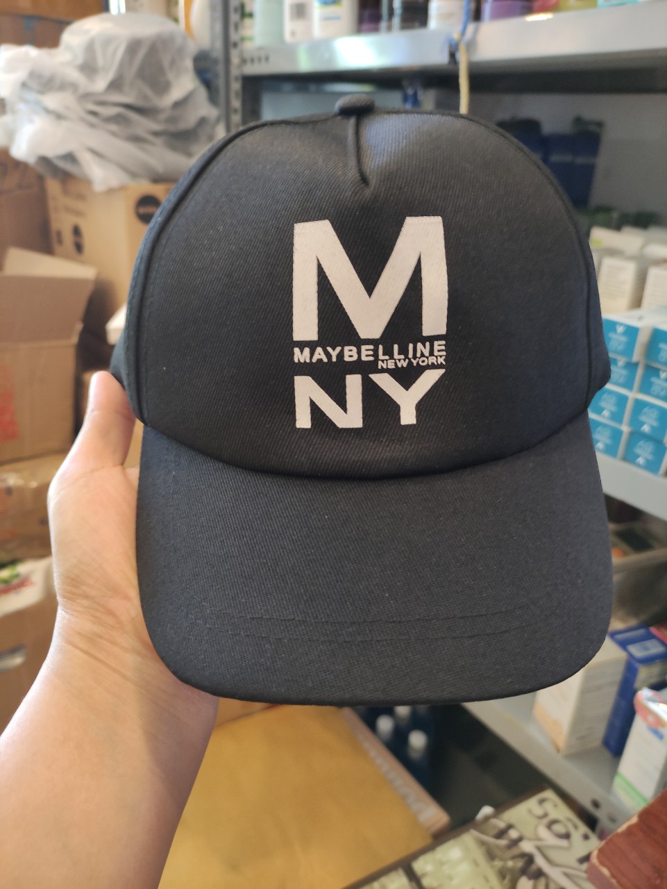 Nón thời trang Maybelline New York Đen black