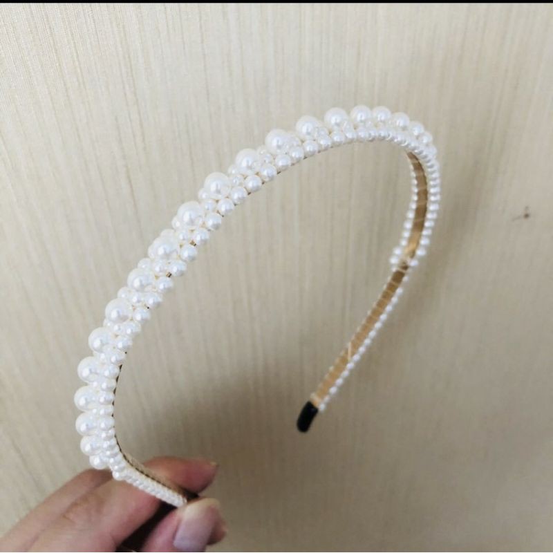 Bờm tóc ngọc trai, đính đá sang chảnh