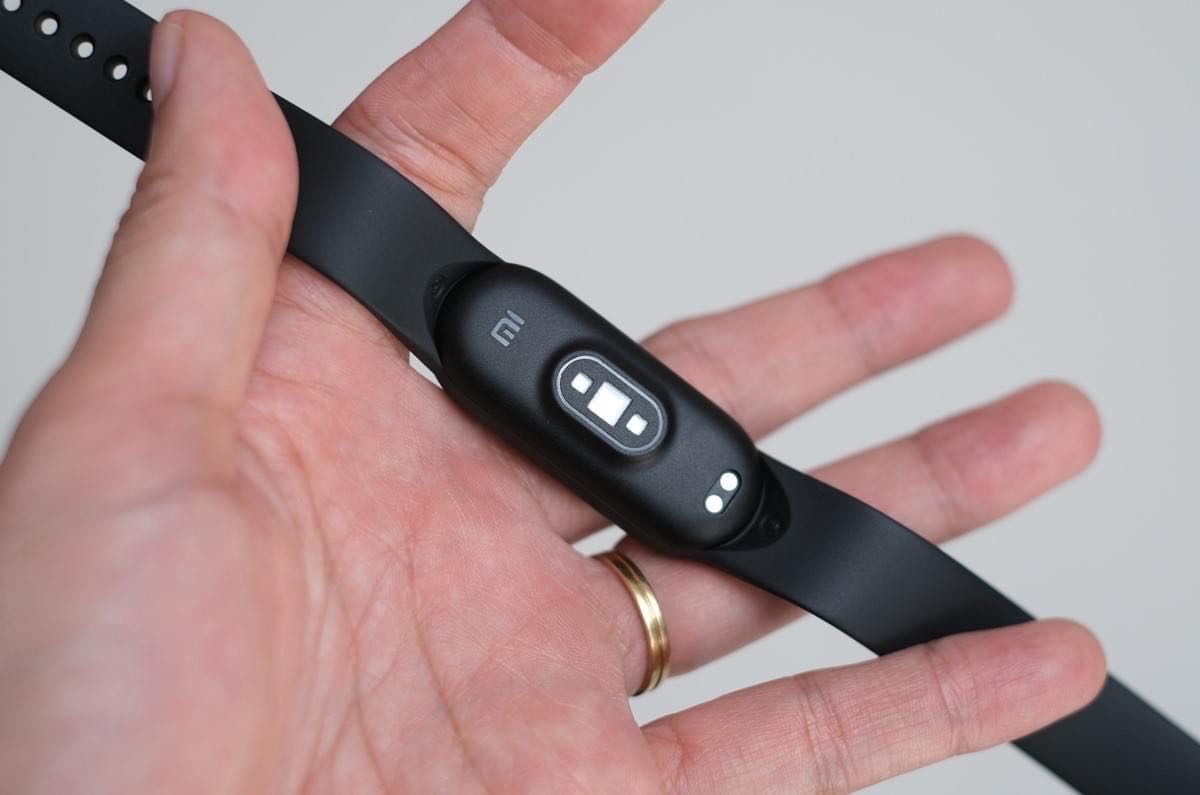 Đồng hồ thông minh Xiaomi Miband 5