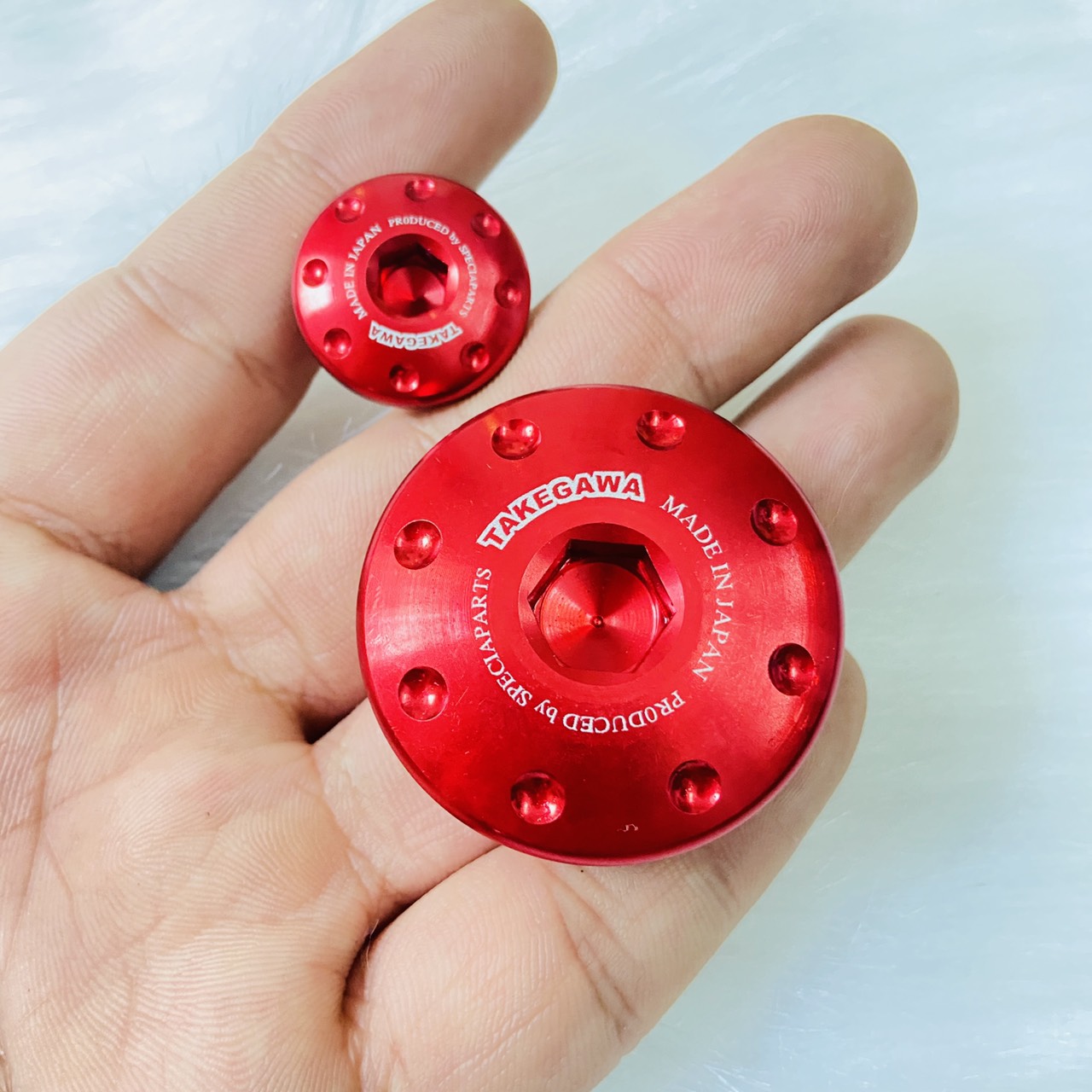 BỘ 2 con ốc mâm lửa TAKAGEWA sử dụng cho WAVE, DREAM, FUTURE LEDM FU 125