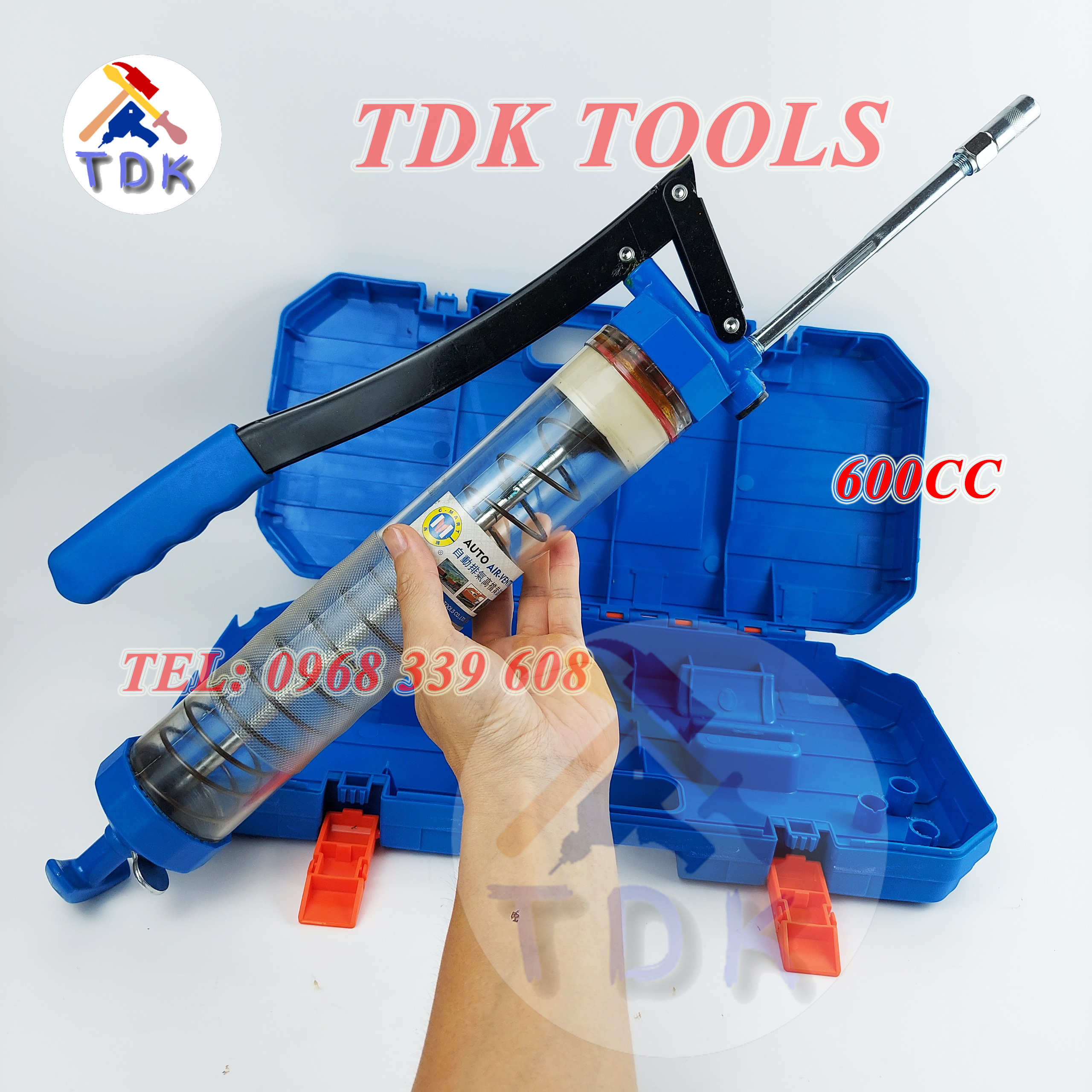 Bơm mỡ bò 600cc c-mart l0025, bơm mỡ thân trong kèm hộp đựng