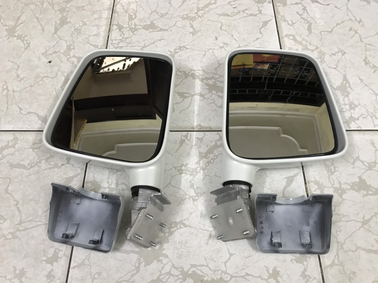 Gương chiếu hậu Suzuki Wagon R+