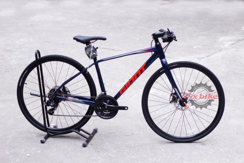 Phân phối Xe Đạp Giant Escape 2 (2020) - Thương Hiệu Đài Loan - Khung Hợp Kim Nhôm 6061 Nhẹ Bền - Bộ Chuyển Động Shimano Altus 21 Tốc Độ