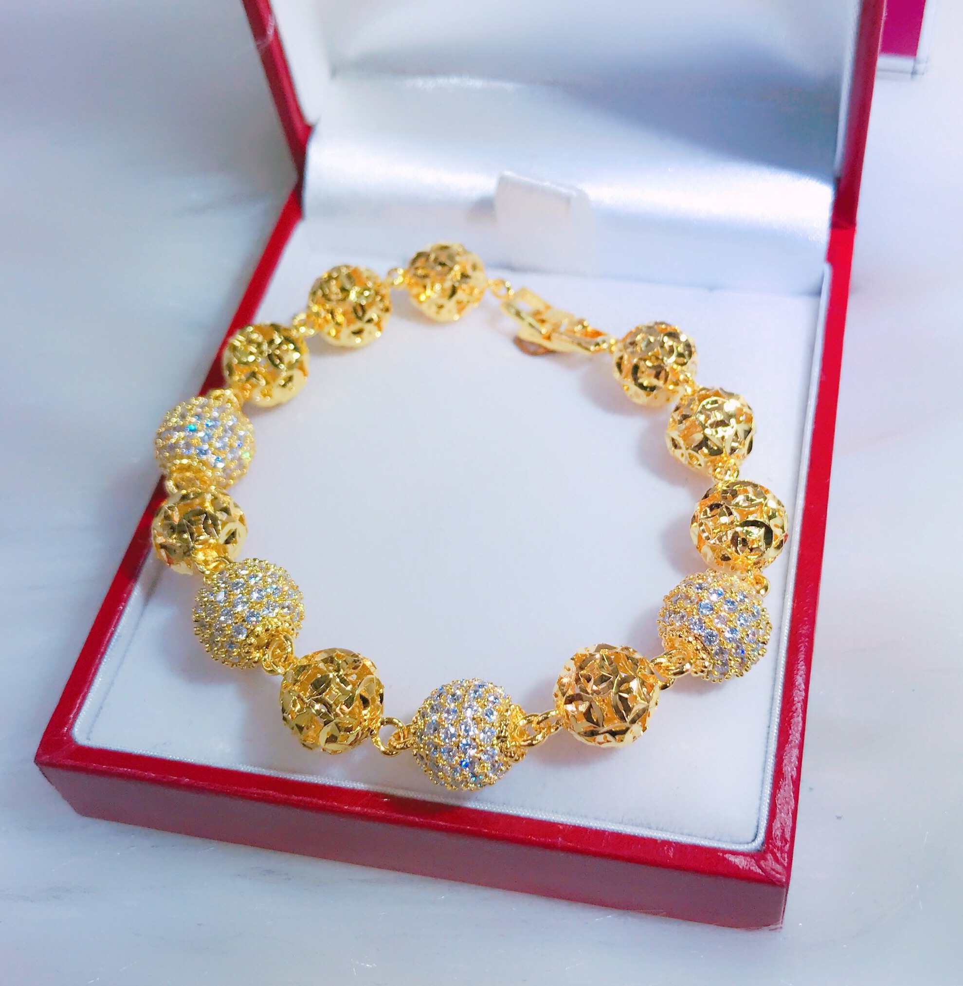 [HCM]Lắc Tay Kiểu Mới Lắc tay bi 2 màu mạ vàng mạ bạch kim thật cao cấp chạm khắc hoa văn xinh đẹp đáng yêu Trang Sức Gami L050 - đeo đi tiệc đi chơi siêu dễ thương xinh xắn CAM KẾT KHÔNG ĐEN 1 ĐỔI 1 NẾU KHÔNG HÀI LÒNG