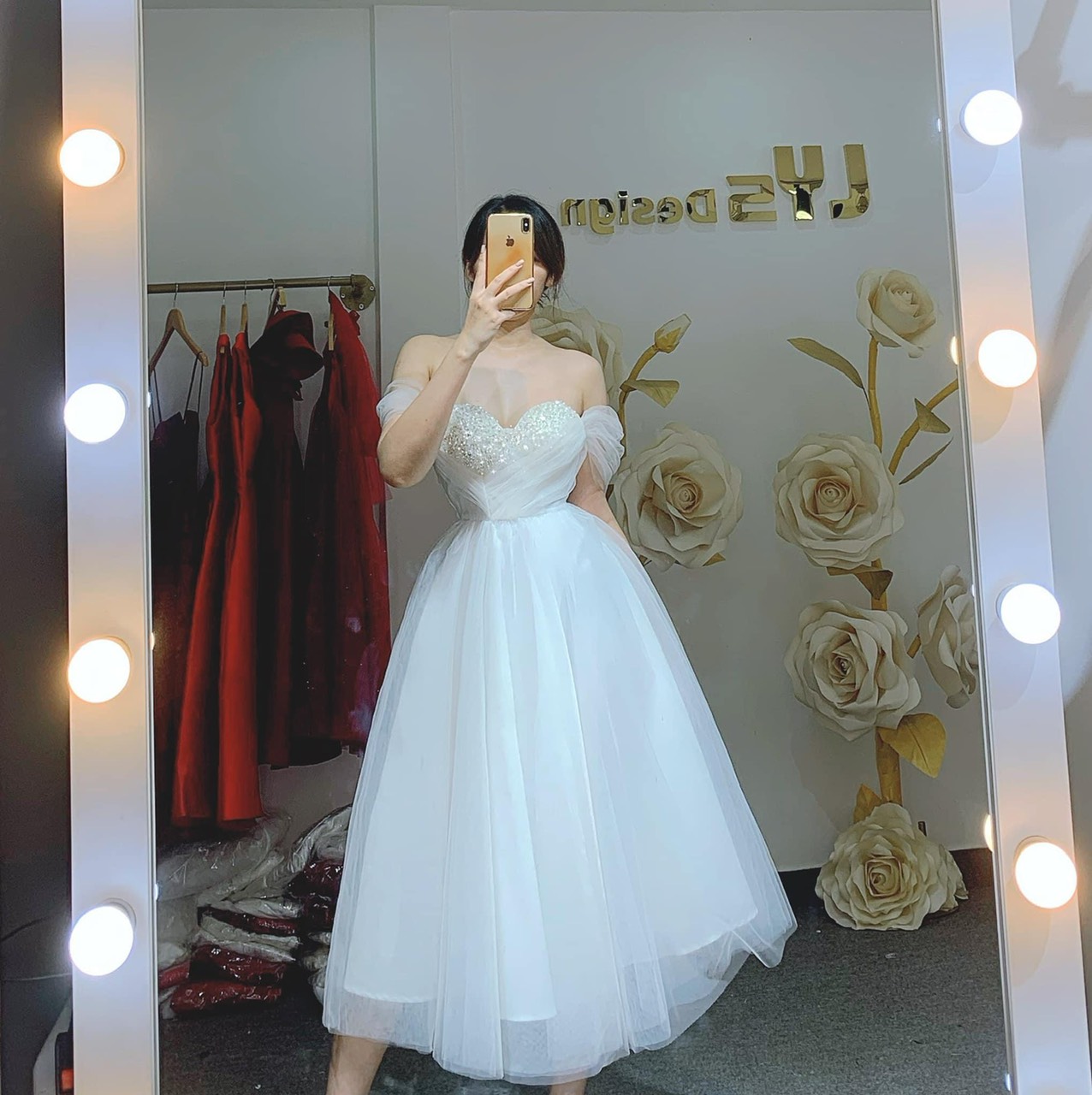 Siêu sale | đầm lưới phối ngực kim sa tay ngắn dáng xòe siêu xinh up ts shop