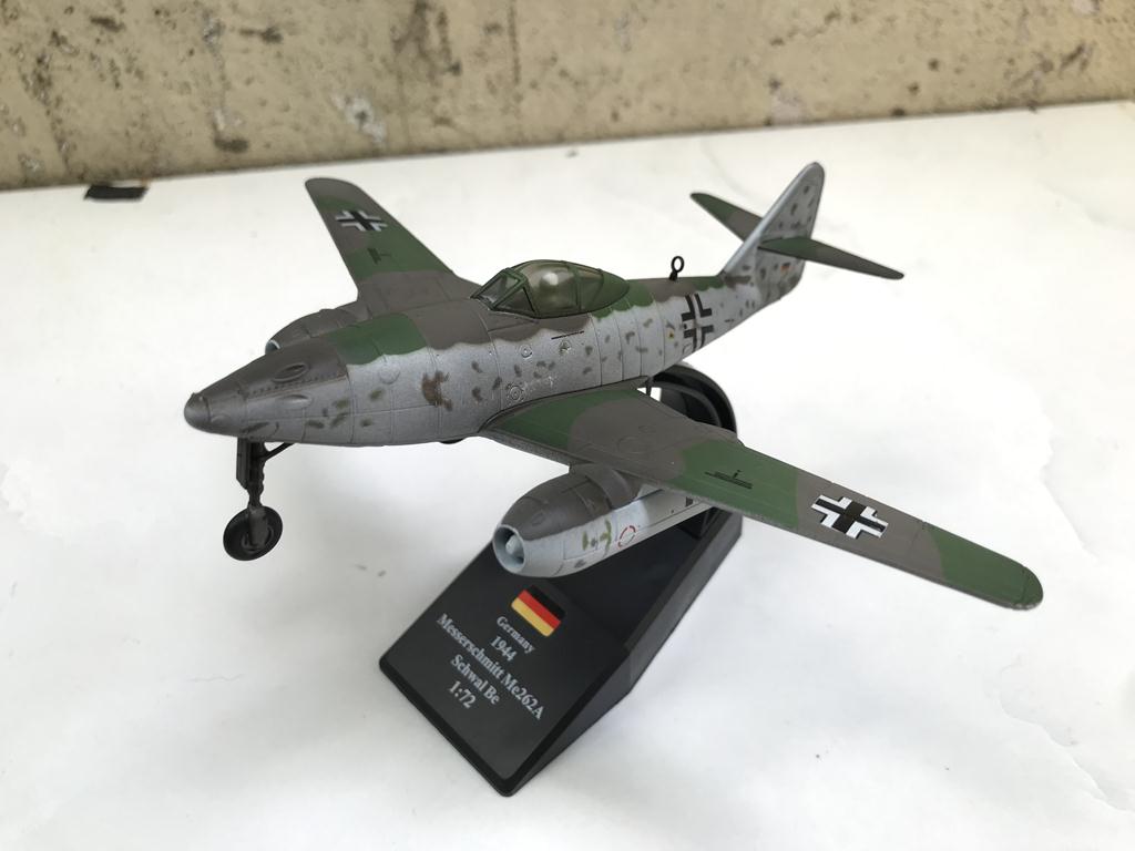 Mô hình máy bay Tiêm kích ME262 Schuwl - 1:72