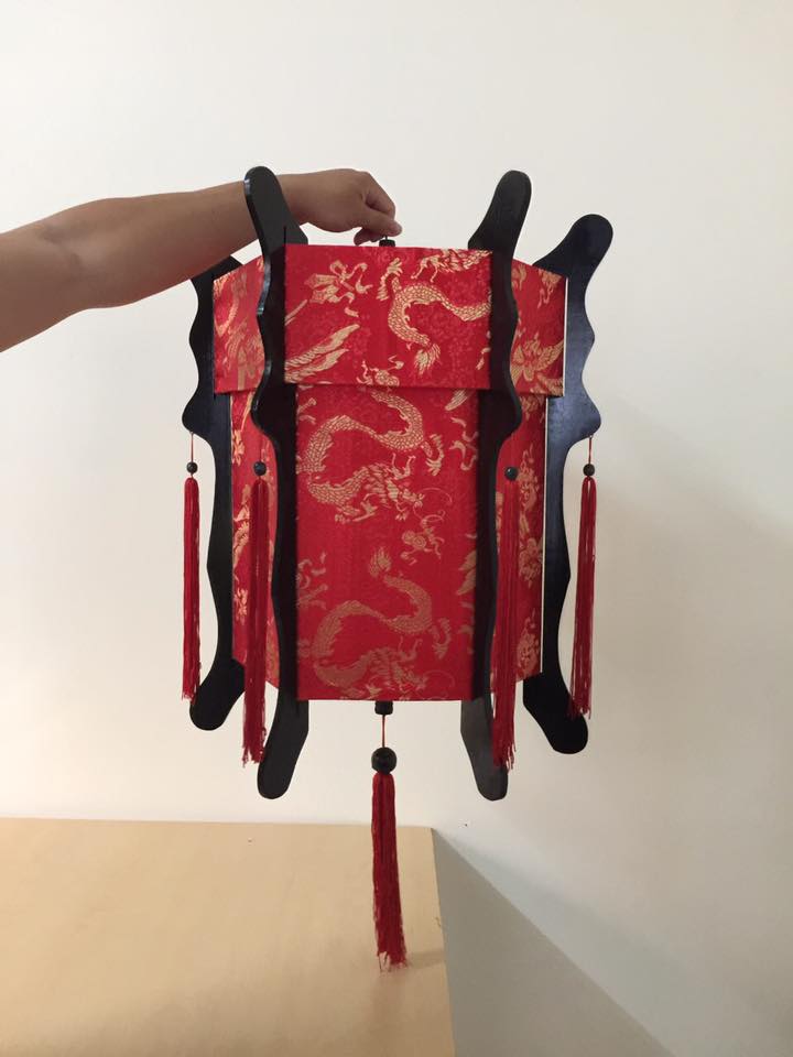 Đèn lồng gỗ lục giác Hội An ( cỡ vừa 30cm )