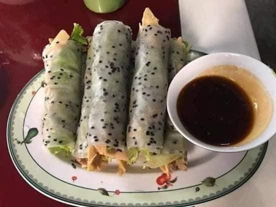 Bánh tráng nhúng mè đen Phan Rang