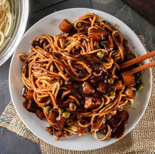 Sốt Tương Đen Hàn Quốc 500Gr