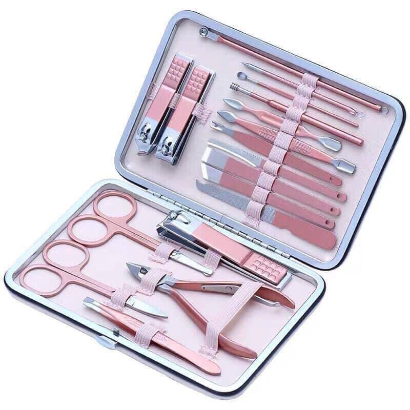 BÁO GIÁ DỤNG CỤ LÀM NGHỀ NAIL | Shopee Lazada Sendo Tiki mới nhất 4 BỘ DỤNG CỤ LÀM MÓNG 18 MÓN set dụng cụ chăm sóc nails, combo bấm dũa móng tay móng chân, đồ nghề làm móng tay móng chân chuyên nghiệp, trọn bộ làm móng dùng cho salon Nail Care Cao Cấp manicure tools kit set TINI SHOP HCM