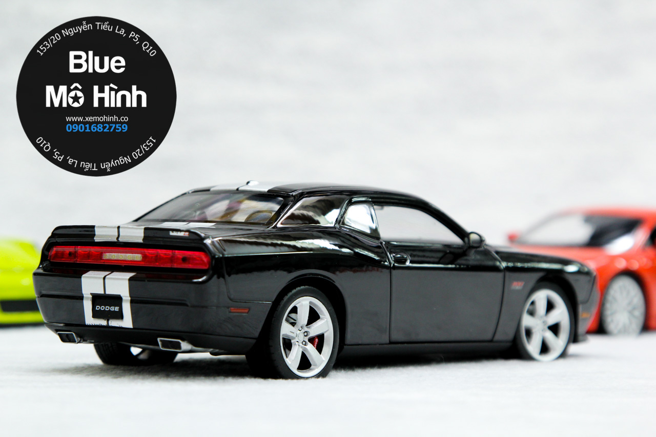 Blue mô hình | Xe mô hình Dodge Challenger SRT 1:24