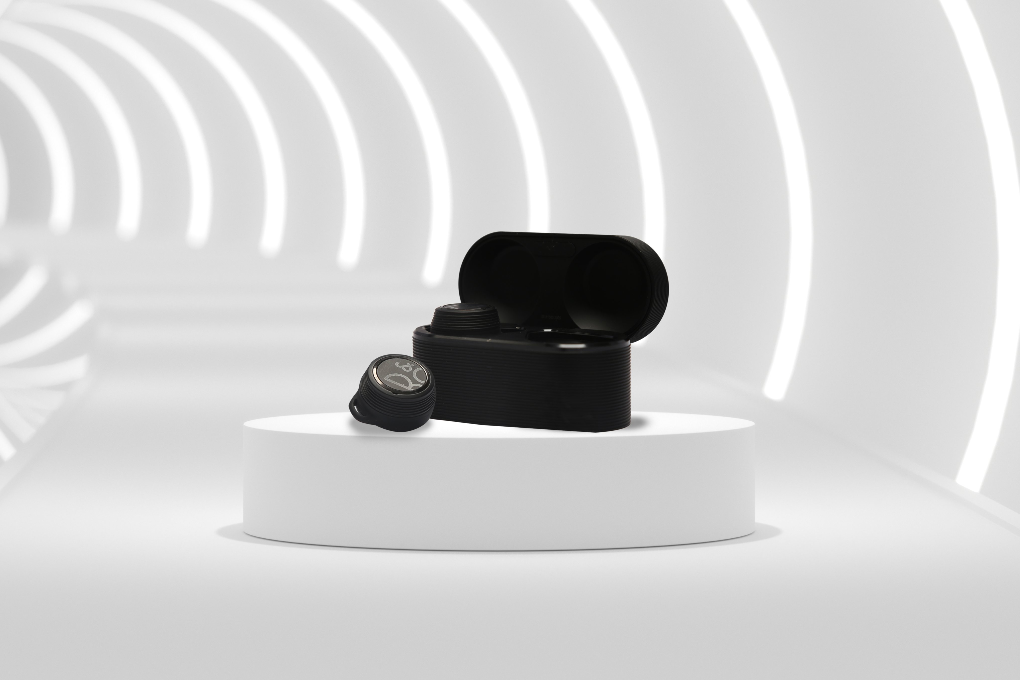 Tai nghe Bluetooth Beoplay E8 Sport Black