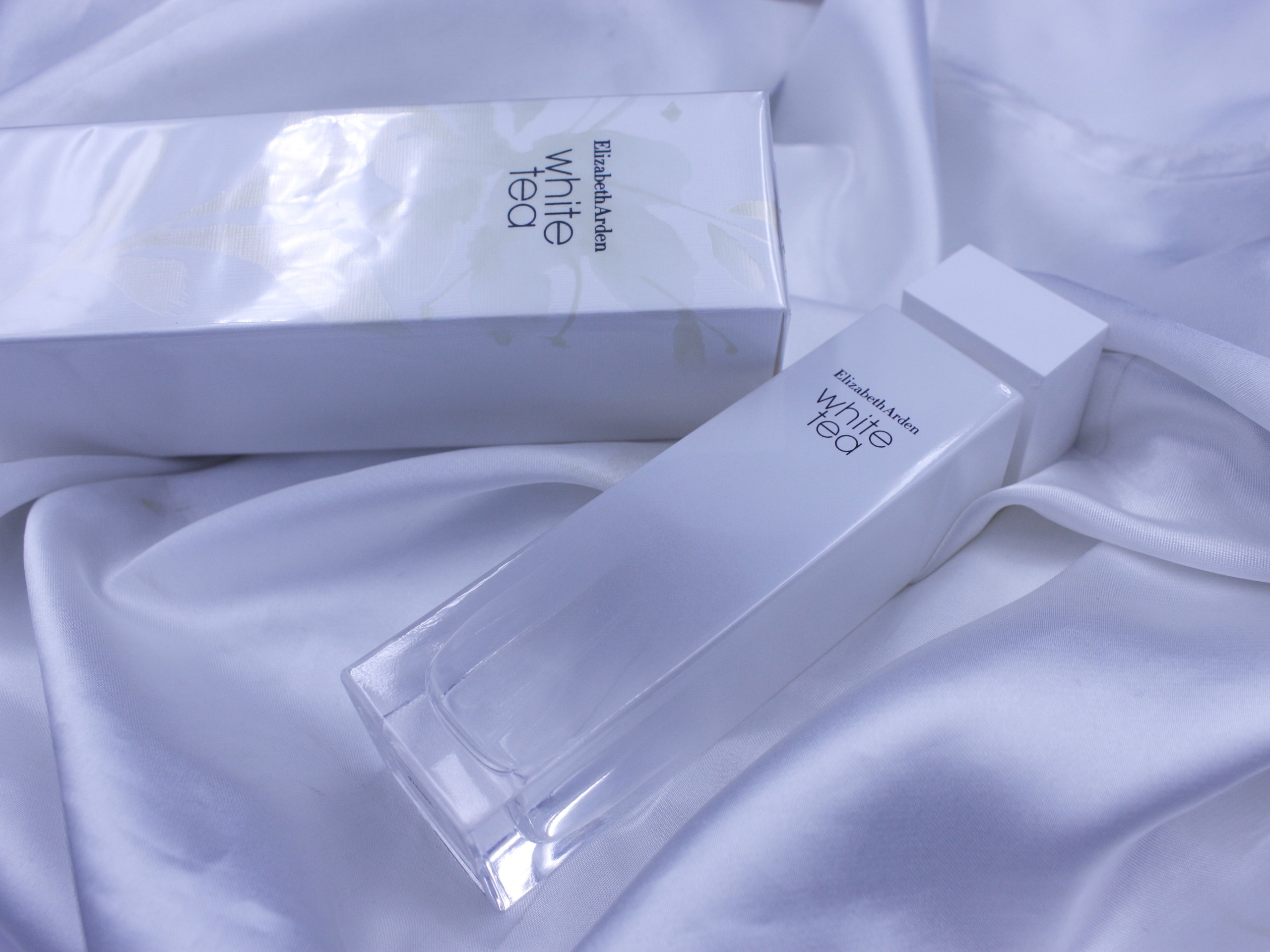 [HCM]Nước Hoa Elizabeth Arden White Tea
