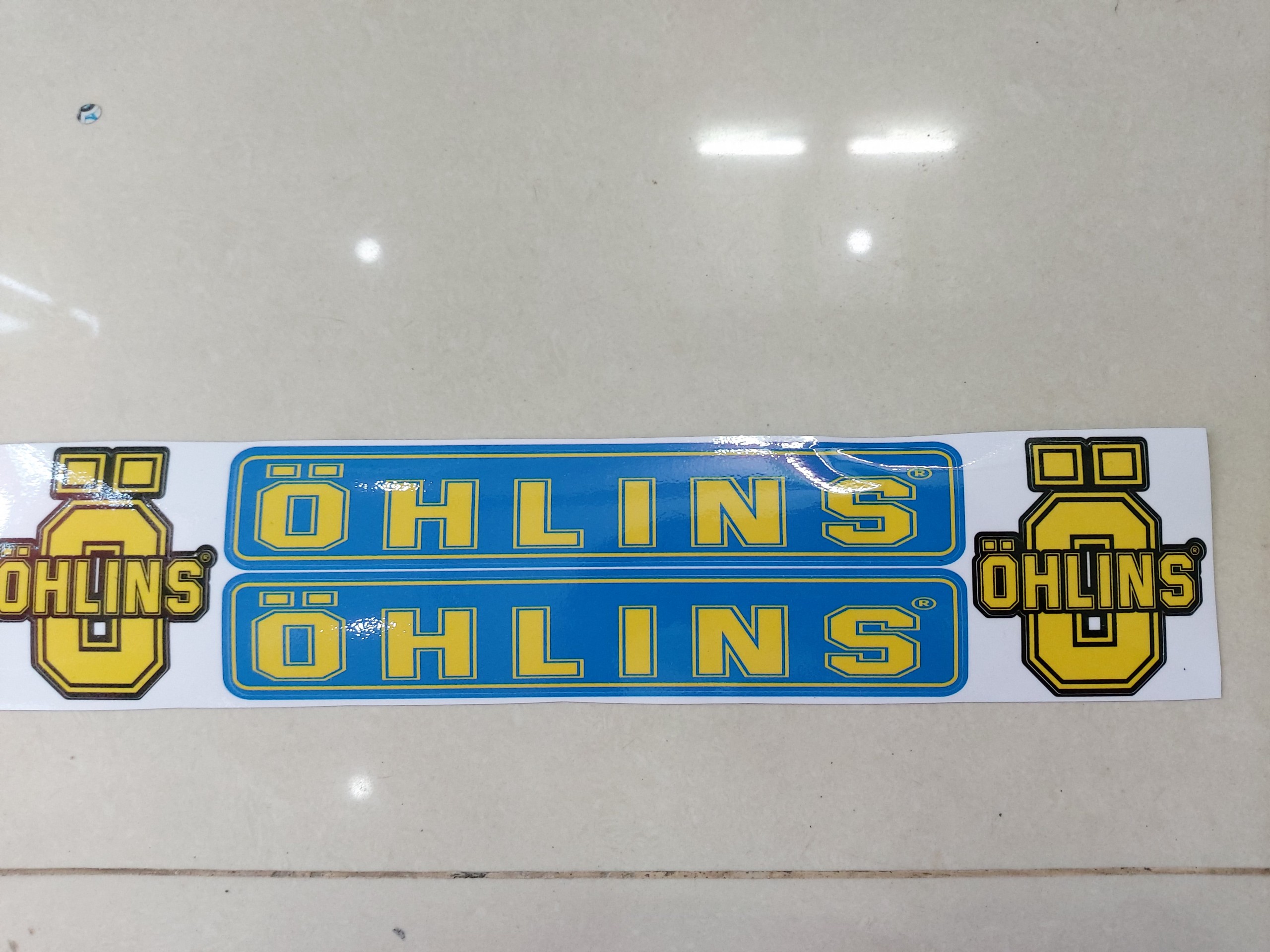 Tem logo sticker dán phuộc gấp rẻ đẹp