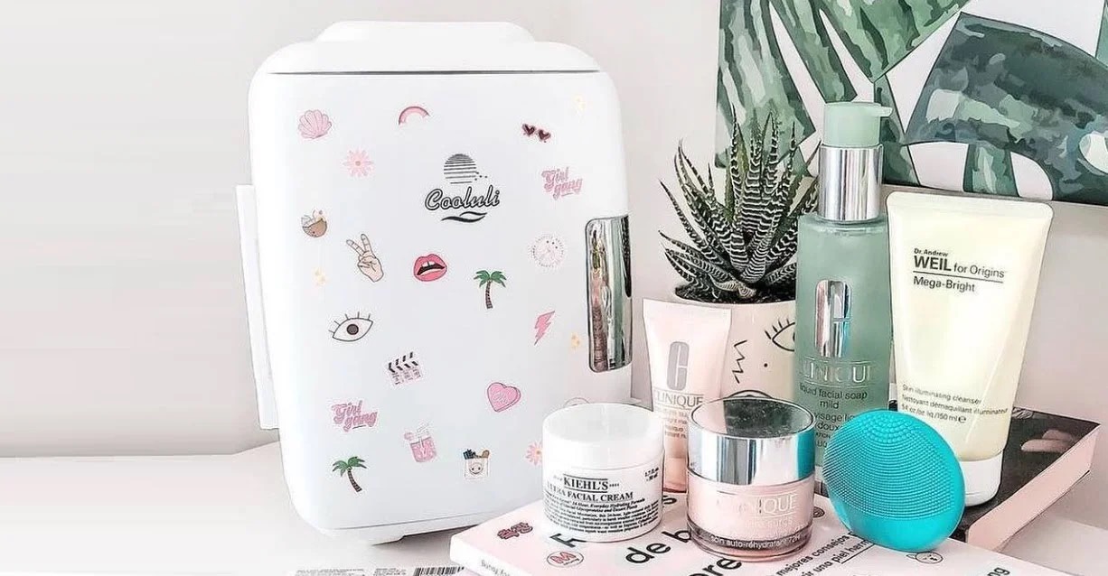 Tủ Lạnh Mini Đựng Mỹ Phẩm Và Đồ Dùng Nhỏ