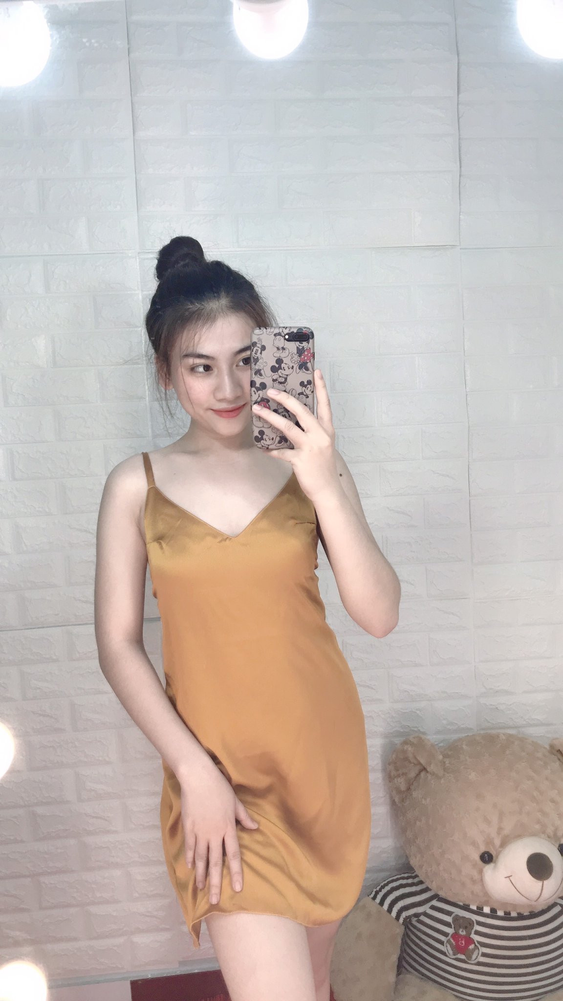 [HCM]Váy ngủ [ ĐƯỢC ĐỔI TRẢ ] phi lụa 2 dây hở lưng 56kg