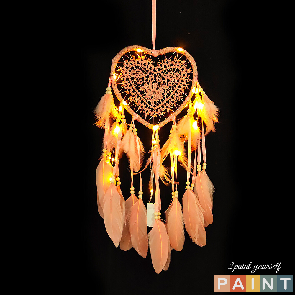 Dreamcatcher lông vũ gắn đèn led hình tim, Đèn led trang trí