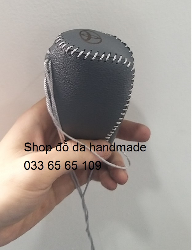 Bọc da cần số & phanh tay xe Toyota Altis (AT)