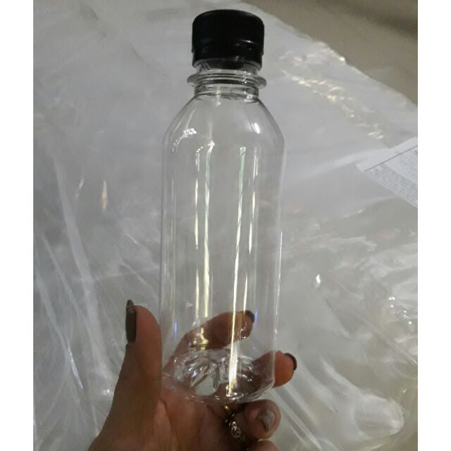 Combo 50 chai nhựa tròn 250ml nắp đen