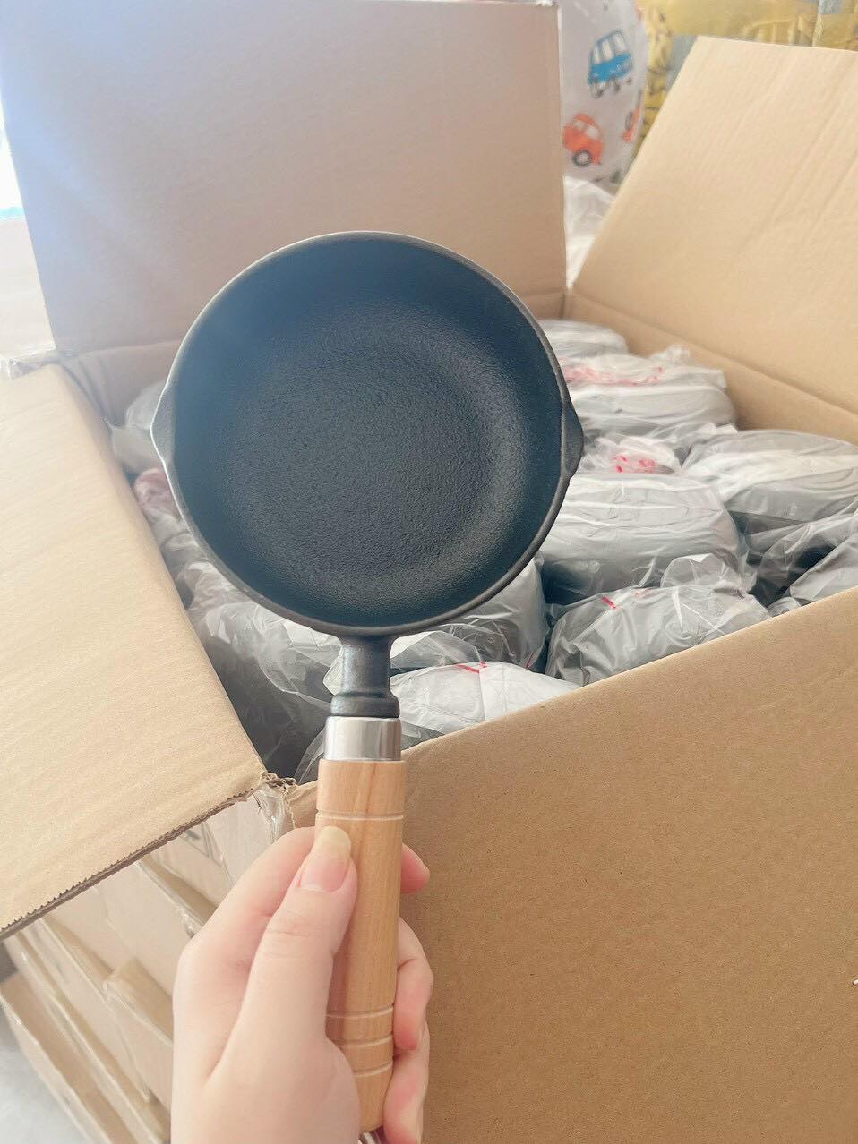 Chảo Nhỏ Làm Nóng Bằng Gang Mini đường kính 13cm