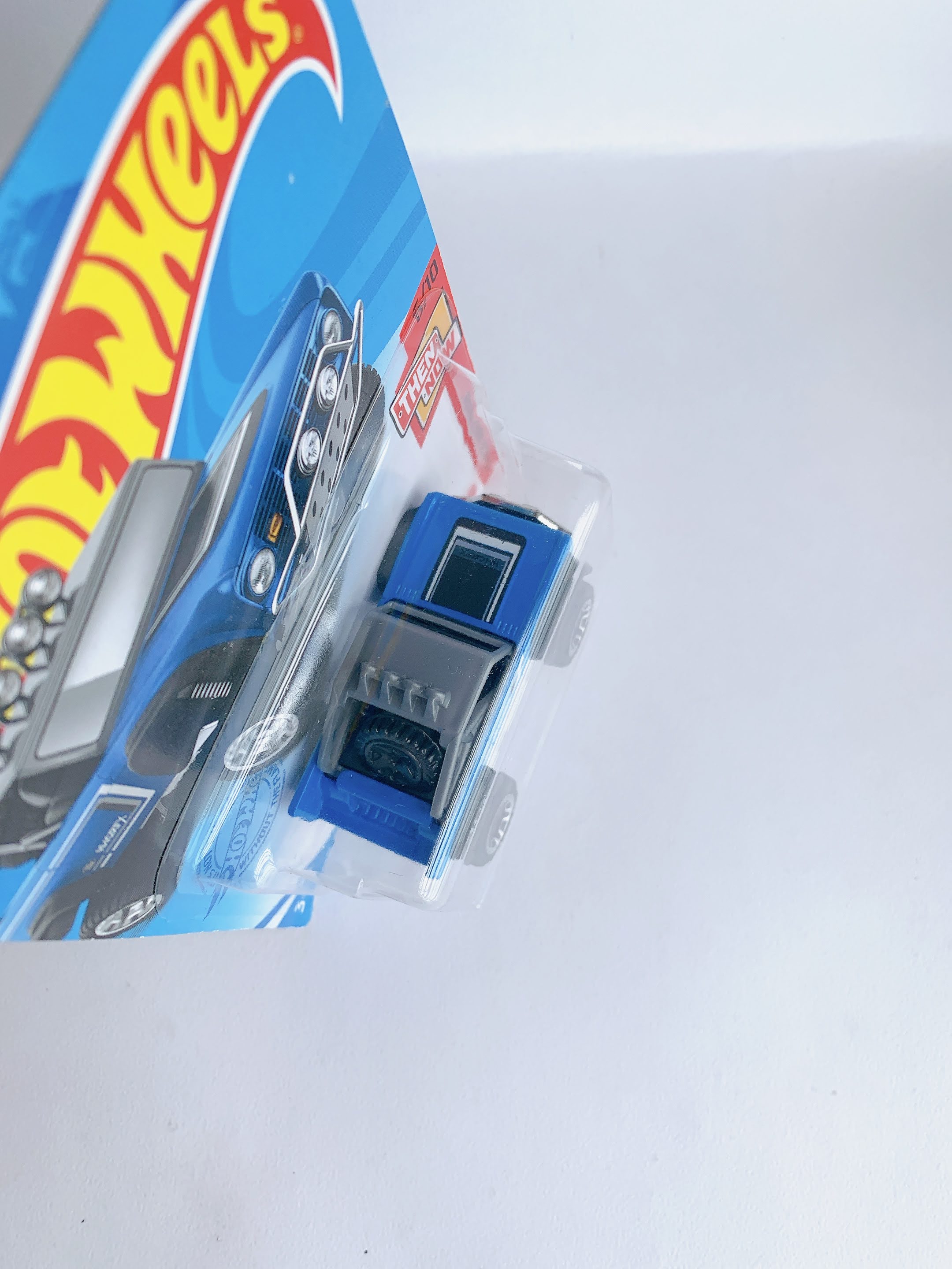 [HCM]Xe Mô Hình Chính Hãng HotWheels - Custom Ford Bronco