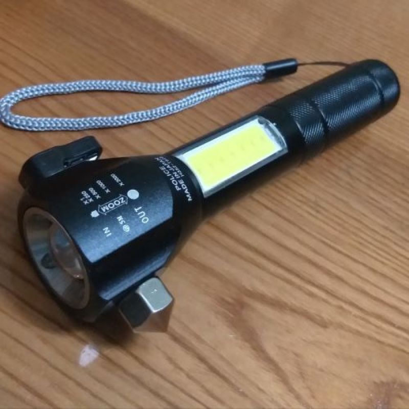 Đèn pin siêu sáng xmlT6-28, nhiều chế độ chớp led zoom , đèn cob đèn báo hiệu,kiêm búa ,đẹp chắc bền , chất liệu nhôm nhẹ ,sạc usb,có video.