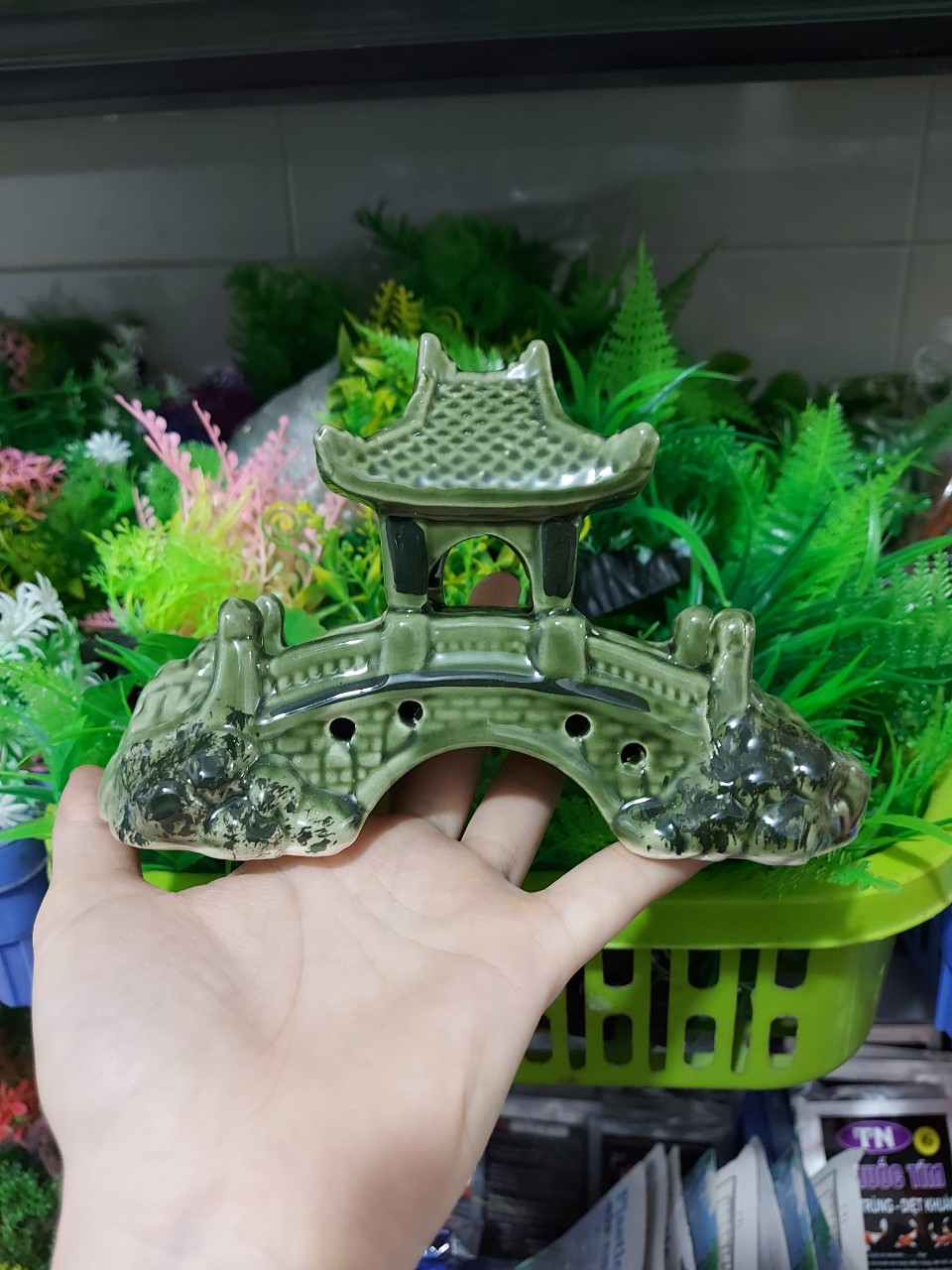 Phụ kiện trang trí bể cá: mẫu Cầu kiều