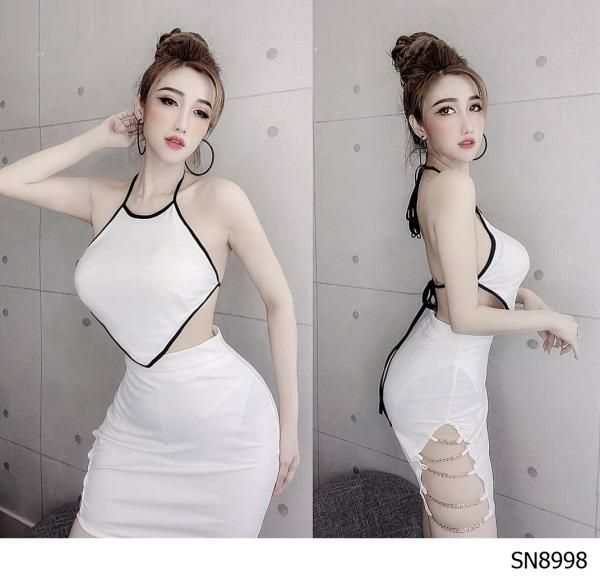 sét áo yếm viền hở lưng chân váy phối xích