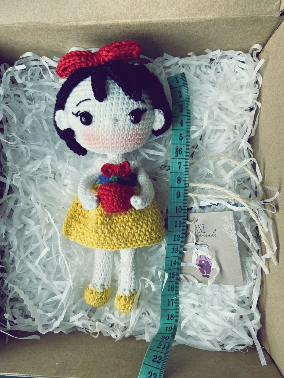 Búp bê công chúa bạch tuyết và Bella