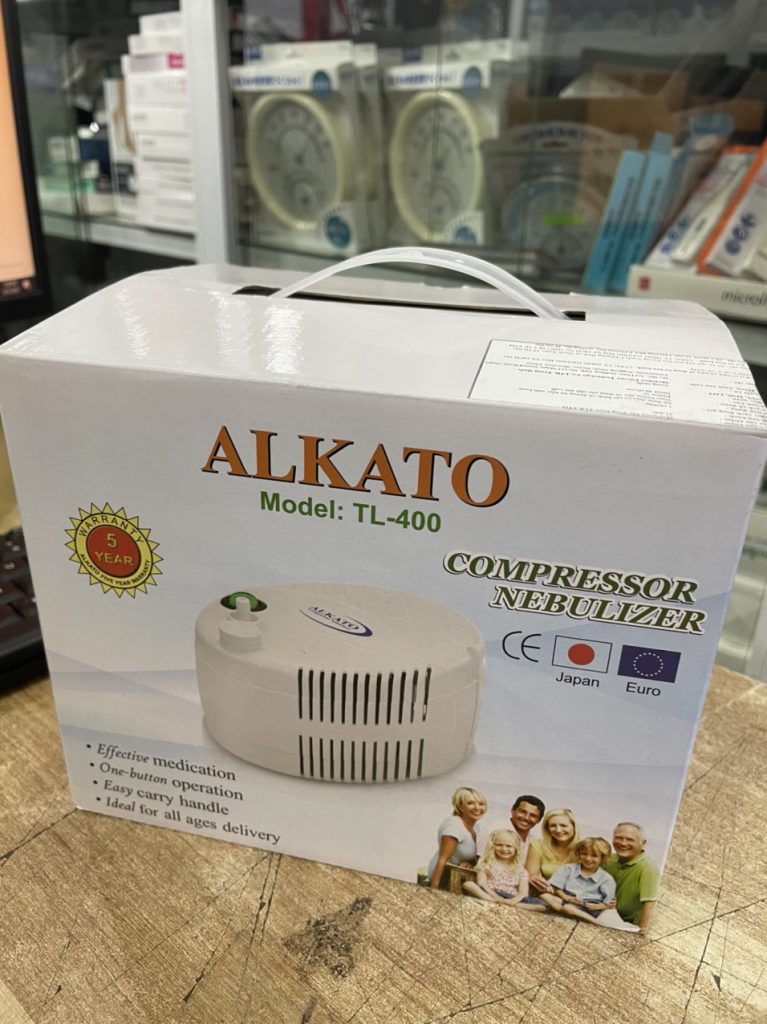 Máy xông mũi họng
