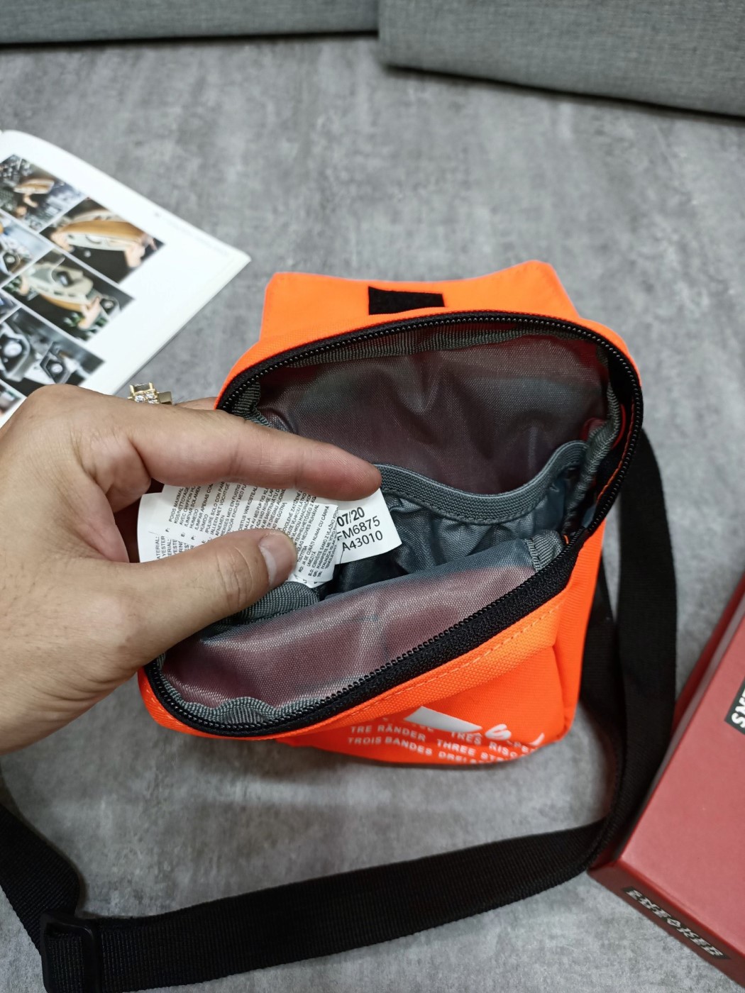 [HCM]Túi đeo chéo Das Classic Organizer Bag