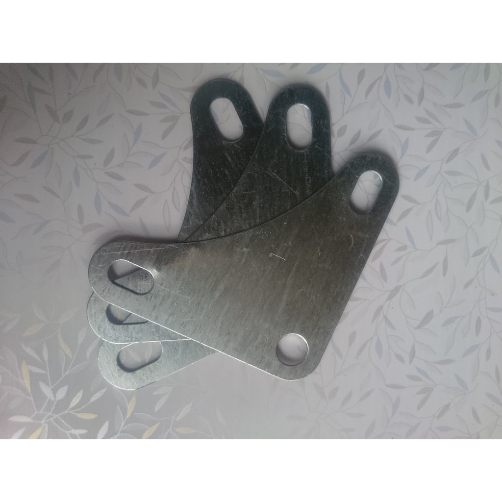 20 cái Ke góc lắp kệ sắt v lỗ đa năng