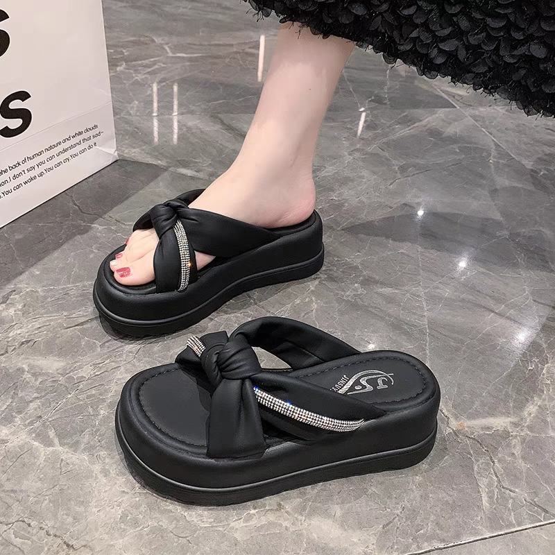 DÉP BM CHÉO CỘT PHỐI XOÀN