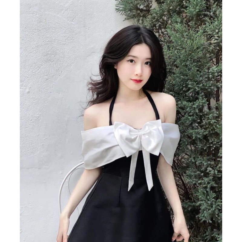 Váy tiểu thư voan cố yếm trễ vai dự tiệc sang chảnh - đầm xòe tầng tay lỡ  tay bồng cột dây cổ yếm. MET SHOP | Shopee Việt Nam