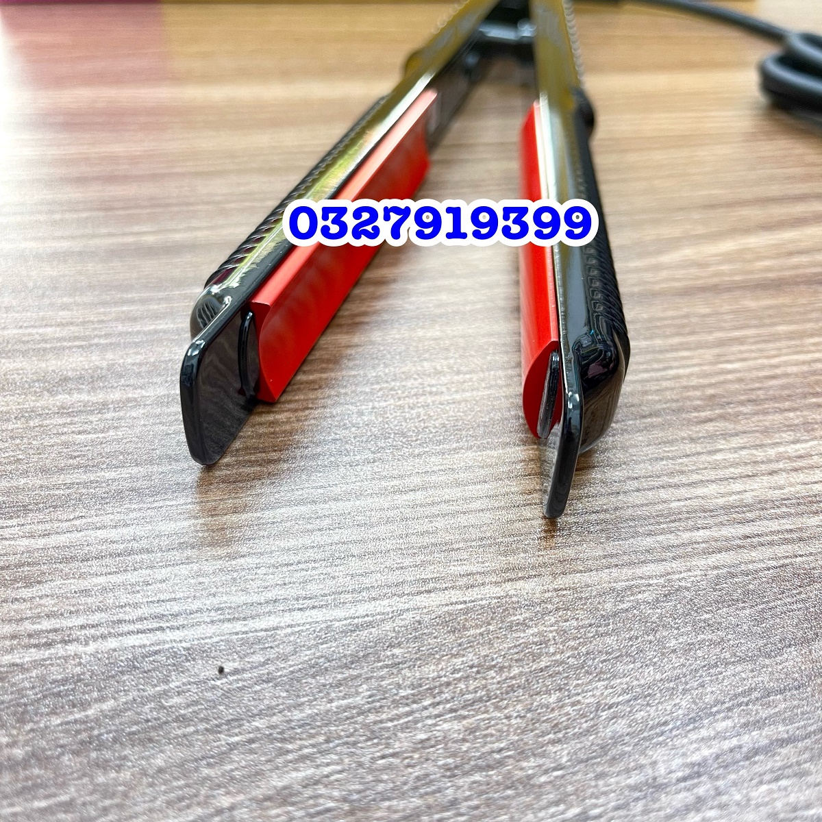 HQ 201 - Máy duỗi cụp phồng cao cấp Hàn Quốc 201, kích thước 30 cm, 5 mức chỉnh nhiệt 140-220 độ, đèn báo, chống dính, thiết kế trẻ trung sang trọng
