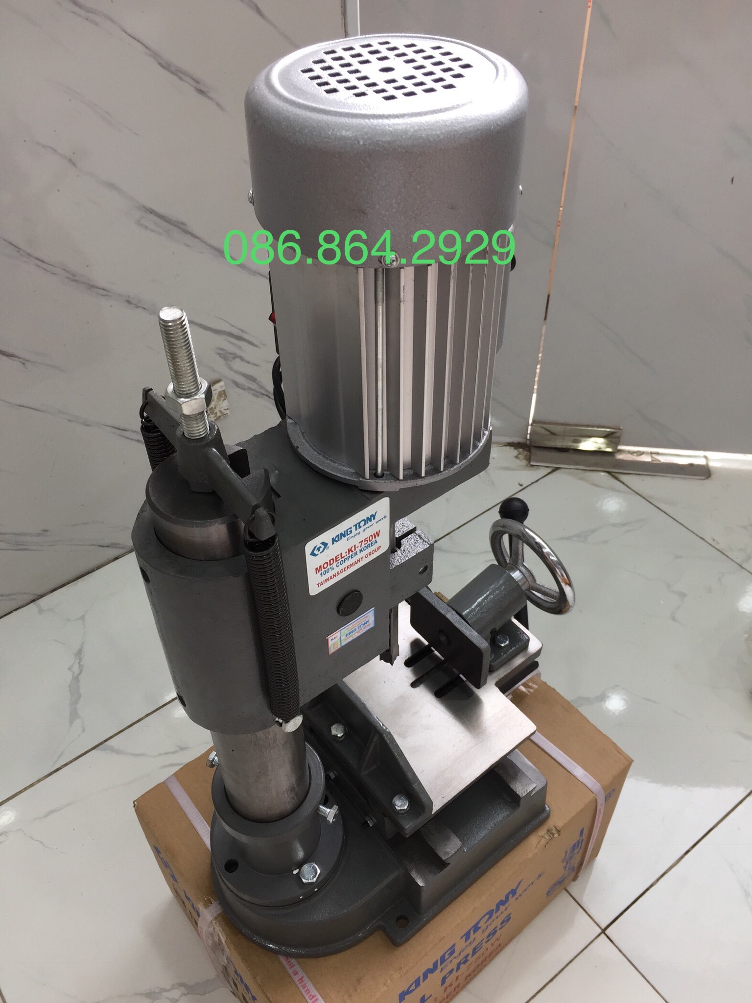 Máy đục gỗ mộng vuông  KI 750W