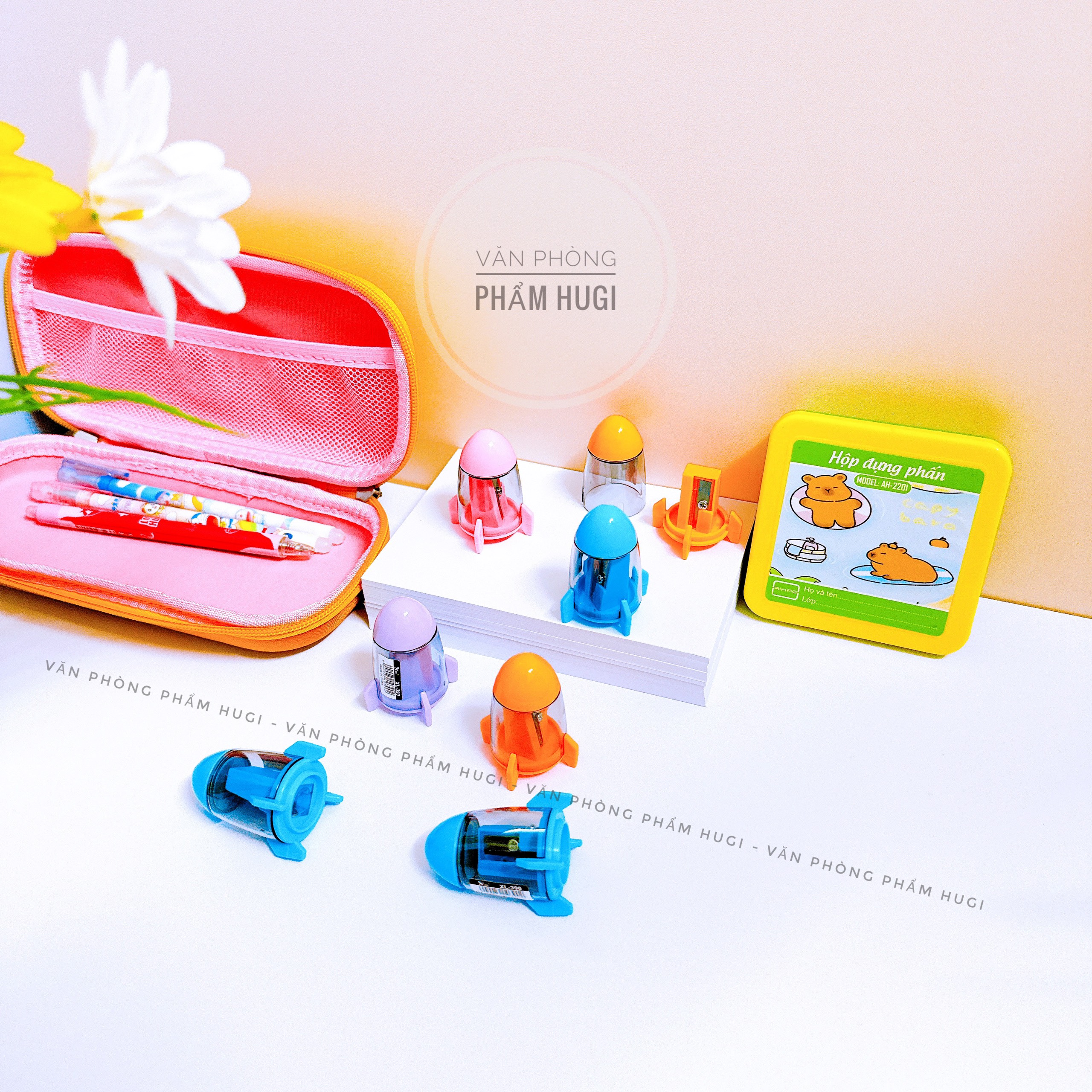 Student cute rocket pencil sharpener set 4 PCs