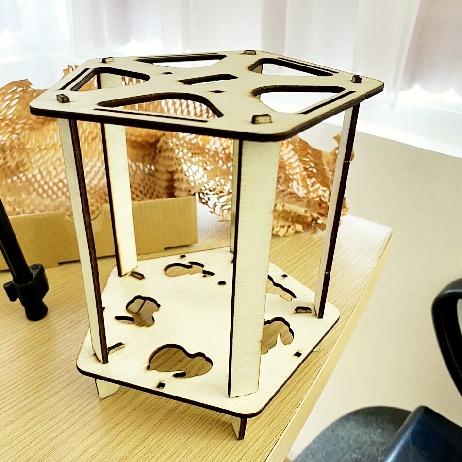 PIFKID Khung gỗ đèn lồng tự lắp ráp D.I.Y. đồ chơi thủ công