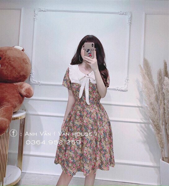 Đầm tiểu thư hoa nhí cổ tròn cột nơ, thắt eo, dáng váy chữ A, có thể mặc đi chơi, đi tiệc, chất vải voan hoa mặc bao mát, lên form như hình