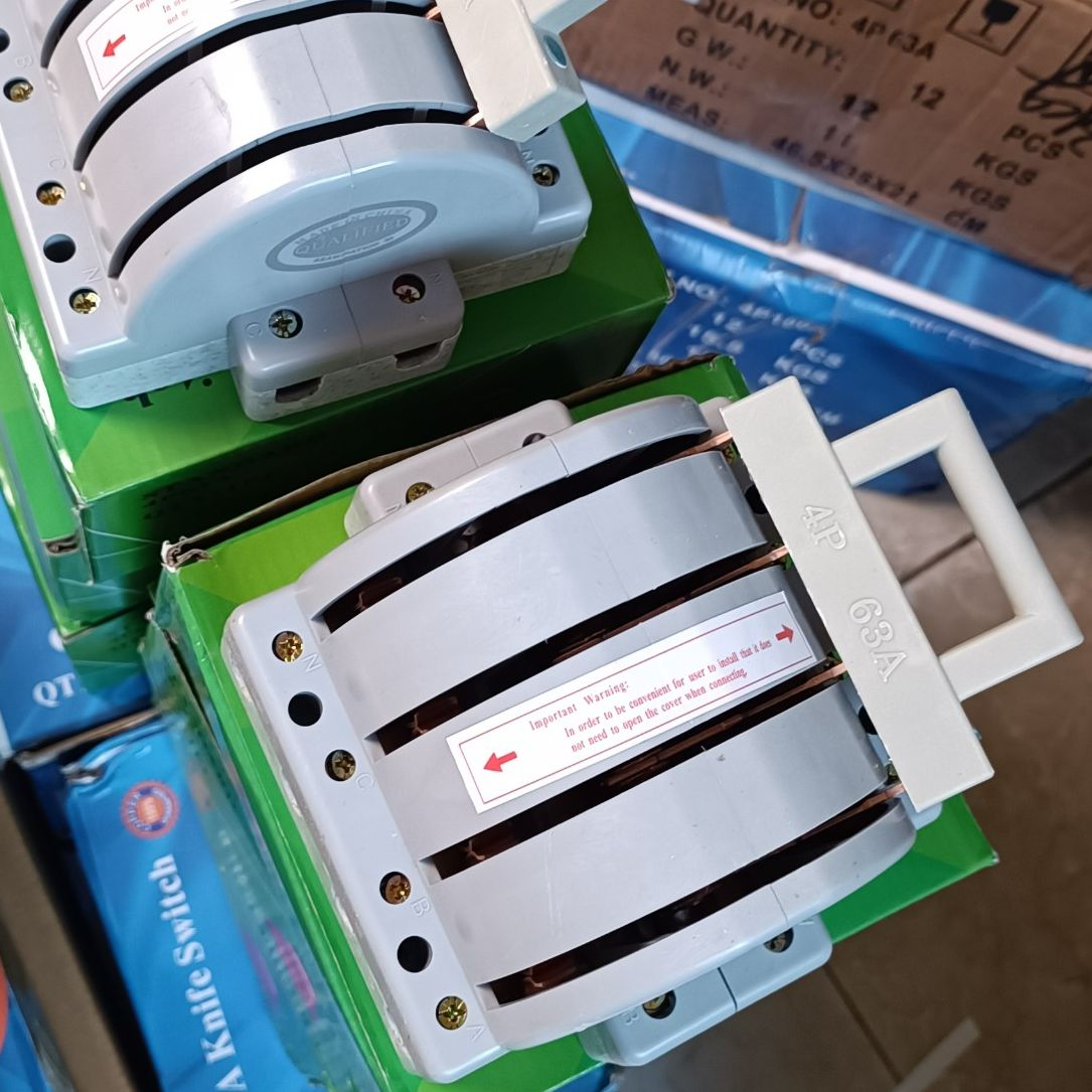 CẦU DAO ĐẢO 3 PHA 4 CỰC 63A và 100A