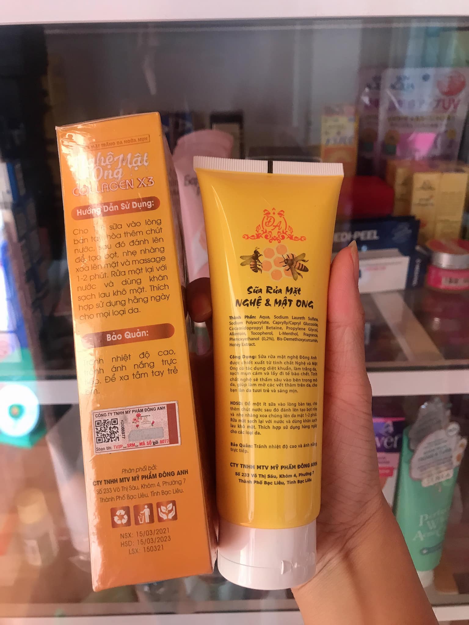 Sữa rửa mặt collagen X3 nghệ mật ong