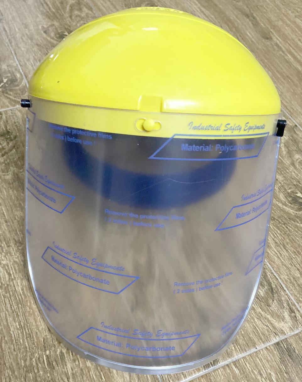 Mũ bảo hộ kèm mặt nạ kính